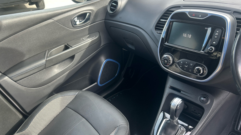 Renault Captur 1.5 dci 90 Iconic II Nav 5dr Auto Diesel Hatchback